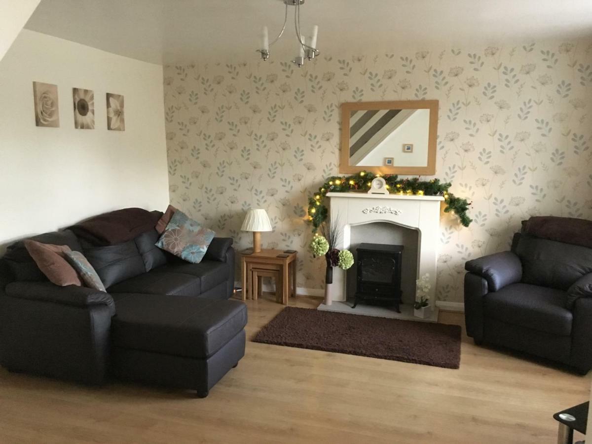 The Old Shop Villa Llandyfrydog Esterno foto